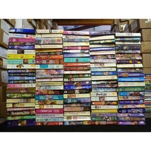 Lot of 20 Contemporary ROMANCE Paperbacks PB Popular Author Books RANDOM*MIX